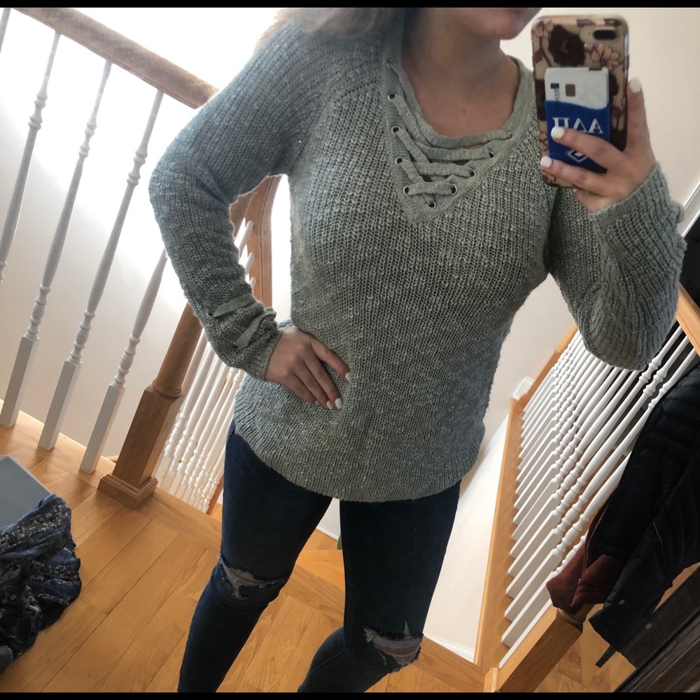 Green boutique sweater. Small.